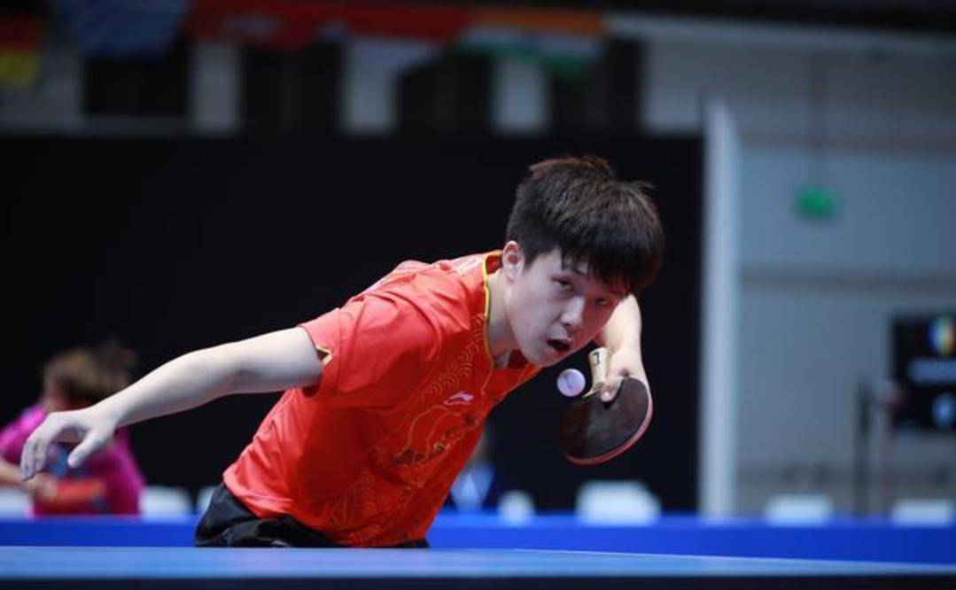 支撑着她个 支撑着她个